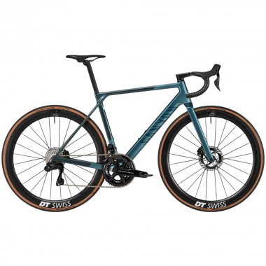 2023 Canyon Ultimate CF SLX 9 Di2 Road Bike 2023 Canyon Ultimate CF SLX 9 Di2 Road Bike