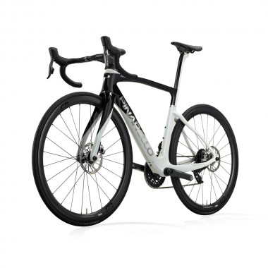 2023 Pinarello F9 SRAM Red AXS Road Bike