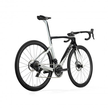 2023 Pinarello F9 SRAM Red AXS Road Bike