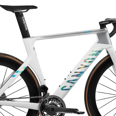 2024 Canyon Aeroad CFR AXS Road Bike