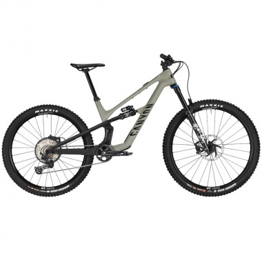 2024 Canyon Spectral CF 7 Mountain Bike