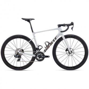 2026 Giant Defy Advanced Pro 1 Road Bike