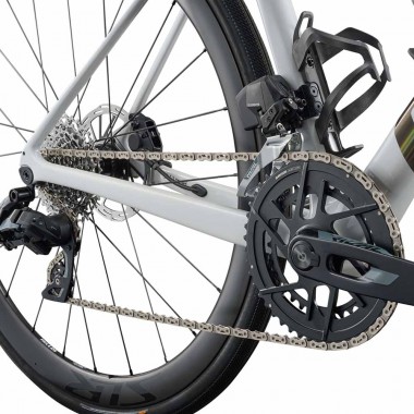 2026 Giant Defy Advanced Pro 1 Road Bike